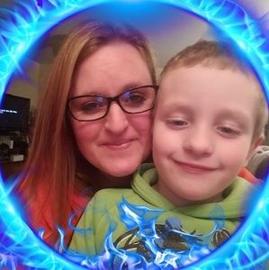 Meet your Posher, Holly